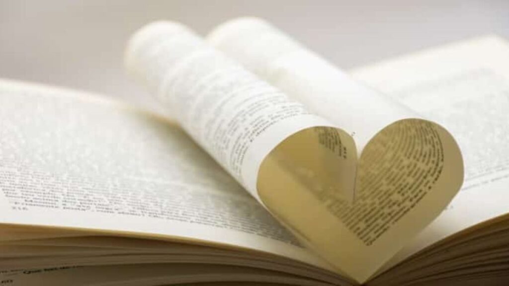 40 Cute Paragraphs for Her