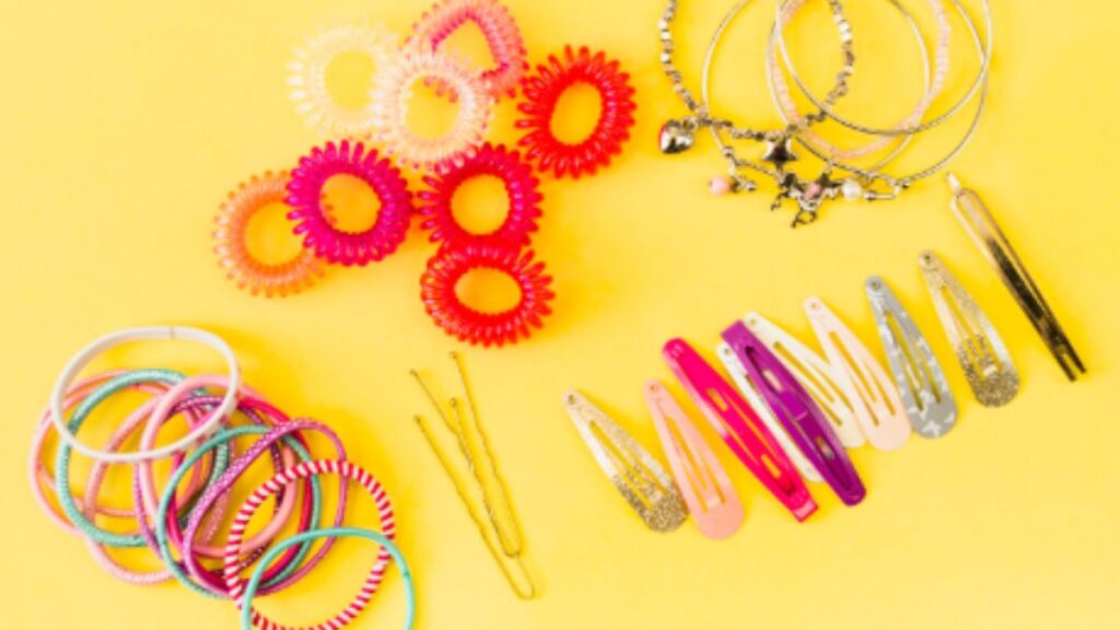 DIY Crafts with Bobby Pins: Fun Projects You Can Create at Home